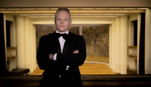 Tenorul Ștefan von Korch va fi singurul solist român într-un turneu internaţional ce străbate China în această vară