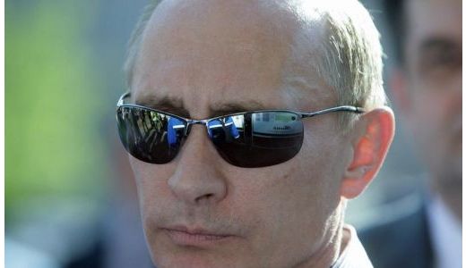 Putin a condus cu 240km/h o maşină de Formula 1.