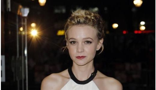 Actriţa Carey Mulligan, cea mai elegantă femeie în 2010.