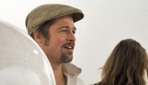 Brad Pitt, gangster într-o comedie despre mafioţi.