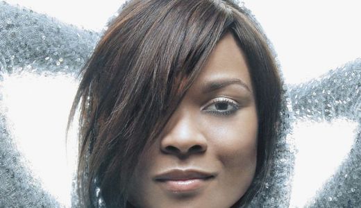 Gabrielle deschide Pure Senses Pure Sound.