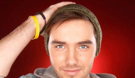 BOB TAYLOR INCINGE ATMOSFERA CU UN NOU HIT