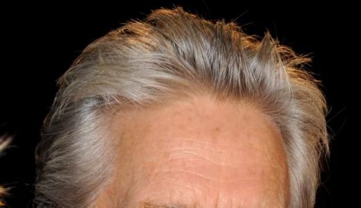 Michael Douglas ţine cură de îngrăşare.