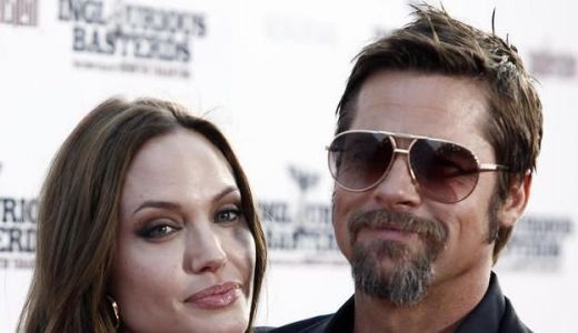 Brad Pitt, figurant în filmul cu care Jolie debutează ca regizor.
