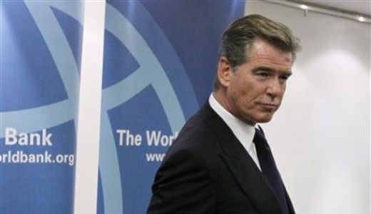 Pierce Brosnan revine într-un rol de televiziune, după o pauză de 28 de ani.