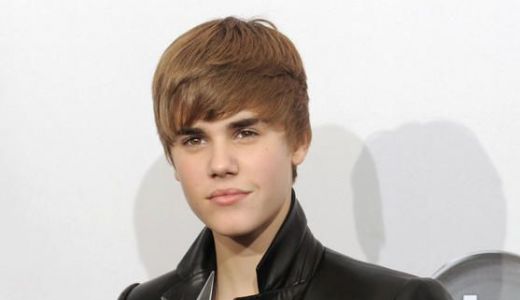 Justin Bieber, marele învingător al galei American Music Awards 2010.