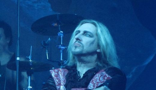 Therion a dat lecţii de muzică la Bucureşti.
