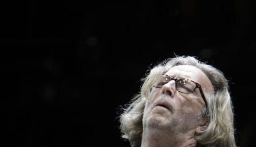 Eric Clapton, votat chitaristul numărul 1 al tuturor timpurilor.