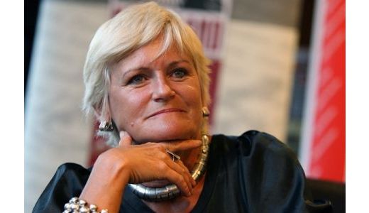 Tatoiu părăseşte România: Va fi un loc departe de mizeriile de care am avut parte aici.