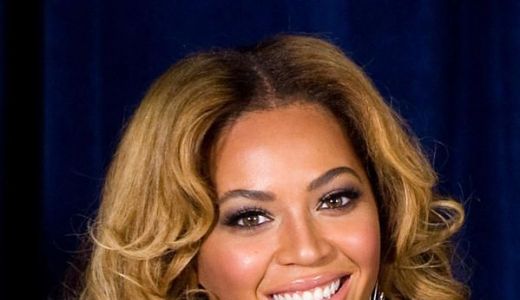 Beyonce a dat 2 milioane de dolari pentru a-i dărui lui Jay-Z cea mai rapidă maşină din lume.