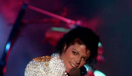 Proprietăţile lui Michael Jackson au strâns datorii imense din taxe neplătite.