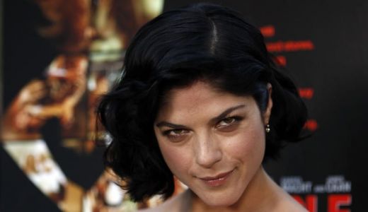 Actriţa Selma Blair este însărcinată.