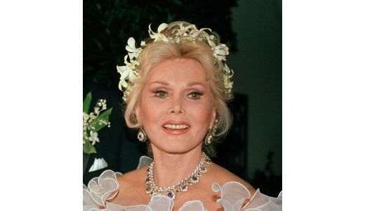 Medicii i-au amputat actriţei Zsa Zsa Gabor piciorul drept.