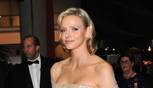 Armani va crea rochia de mireasă a viitoarei prinţese de Monaco.
