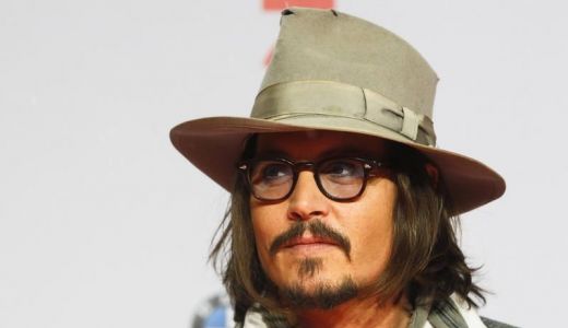 Johnny Depp şi-a cumpărat un palat la Veneţia, în valoare de 10 milioane de euro.