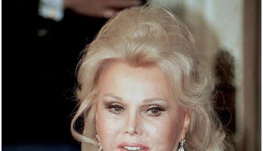 Zsa Zsa Gabor, internată în stare gravă într-o clinică din Los Angeles.