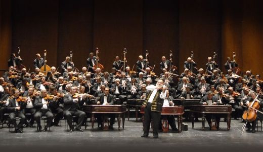 Budapest Gypsy Symphony Orchestra: Bizet la clarinet şi Strauss la ţambal.