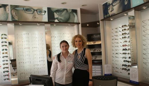 Exclusivitate! Raluca Moianu si-a schimbat look-ul!