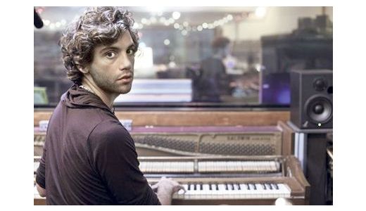 Mika va cânta la Bucureşti.