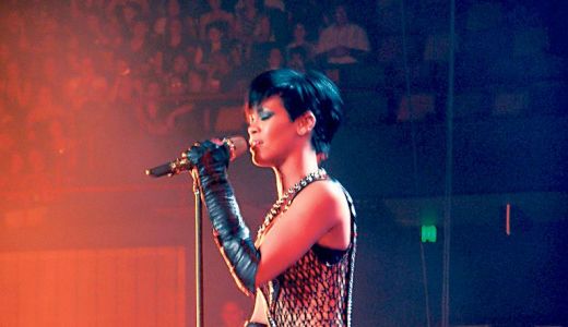 Rihanna cântă pentru Şahtior Doneţk.