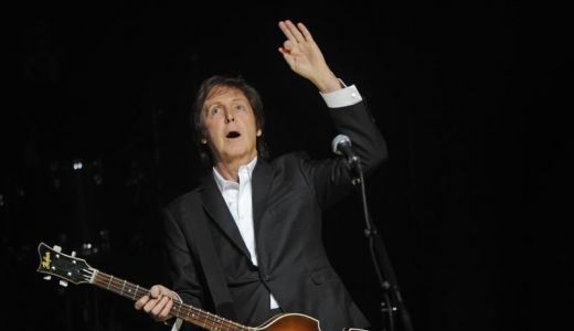 Paul McCartney se căsătoreşte pentru a treia oară.