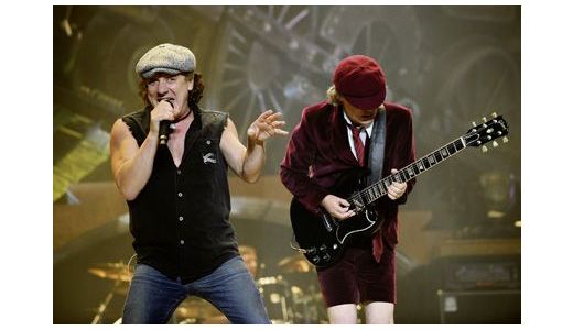 AC/DC nu-şi lasă muzica la liber pe internet.