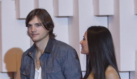Cum se îmbogăţeşte Ashton Kutcher din afaceri online.