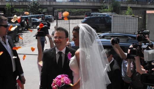 Nadine a avut o trena de 2 metri si jumatate!