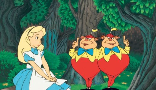 DVD: ''Alice În Ţara Minunilor''.