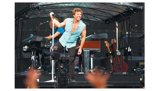 Concertul Bon Jovi, un show cât două festivaluri.
