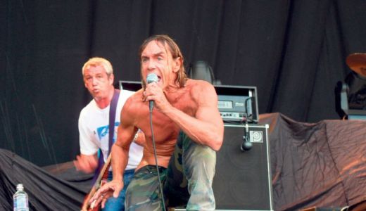 Iggy Pop concertează în România.