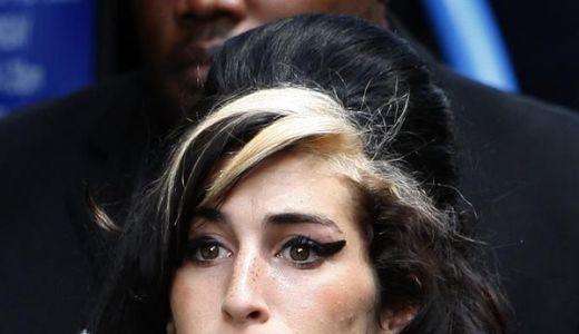 Amy Winehouse se logodise cu câteva săptămâni înainte să moară.