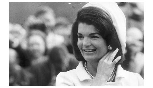Dezvăluiri incendiare: Iubirile secrete ale lui Jackie Kennedy şi asasinatul lui JFK.