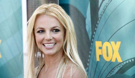 Britney Spears nu are voie să aibă telefon.