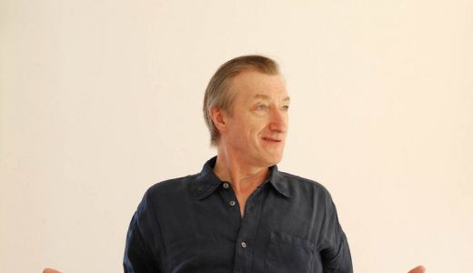 Julian Barnes, printre finaliştii Man Booker Prize.