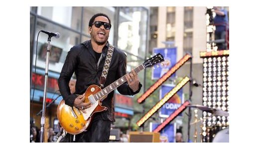 Lenny Kravitz vrea să înregistreze un duet cu Adele.