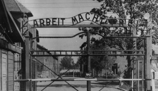 Capodoperă muzicală. Operă de excepţie care surpinde ororile de la Auschwitz.
