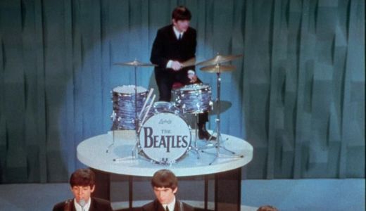 The Beatles: Contractul "antisegregaţionist", vândut cu peste 23.000 de dolari.