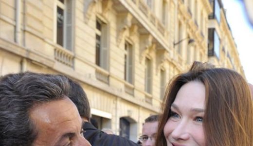 Soţia preşedintelui francez, Carla Bruni-Sarkozy, a născut o fetiţă - presă.