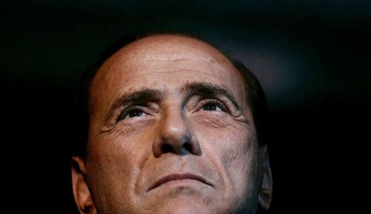 EXCLUSIV Academia Caţavencu: Vezi motivul real al demisiei lui Berlusconi!.