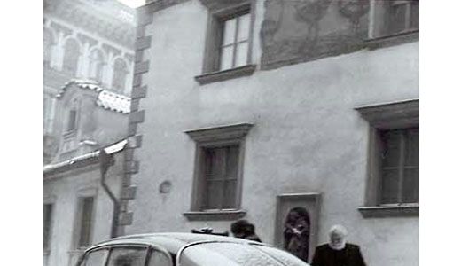 Praga, prin obiectivul poliţiei secrete.