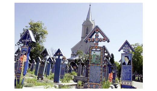 Morţii de la Săpânţa le-au „vorbit" bucureştenilor.