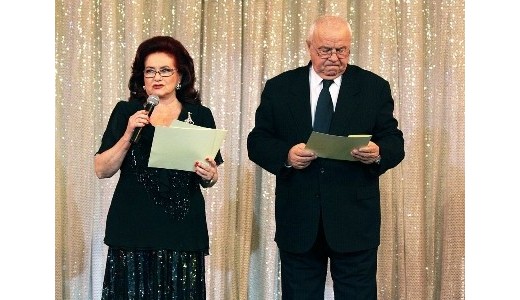 Membrii Teatrului de Revistă „CONSTANTIN TĂNASE” vor inaugura cea mai moderna sala de spectacole!