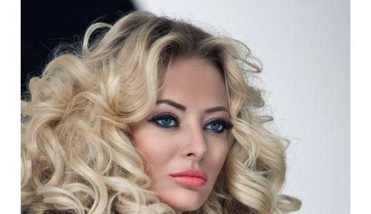 Delia Matache incaseaza peste 5000 euro pentru un recital in noaptea de Revelion