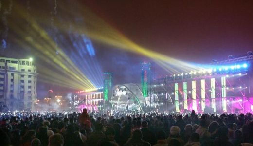 Revelioane în aer liber pentru românii săraci.