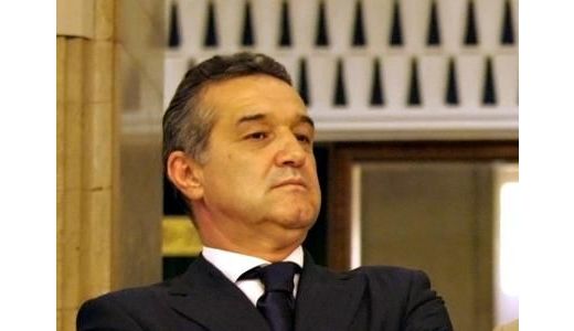 Becali: În Piaţa Universităţii au fost doar fanii de la "Sud" comandaţi de ...