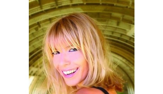 Maria Radu a luat lectii de franceza de la cantaretul Eric Colas!