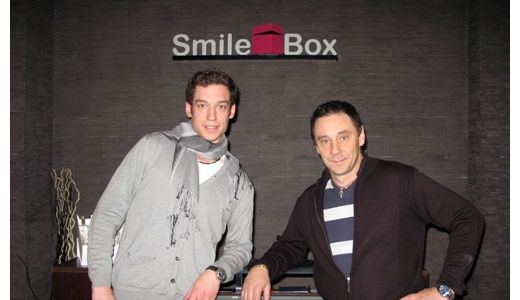 Pierre Pennino, manager Smile Box: "Tratamentul Smile Box albeste dintii cu 7 nunante in doar 45 de minute"