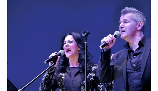 Mii de fani au aplaudat trupa Holograf la concertul “Love Affair”