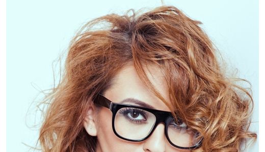 Giulia lanseaza noul ei videoclip! Uite ce graviduta frumoasa!
